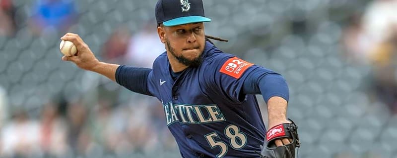 Luis Castillo, Mariners chase series win vs. Rangers