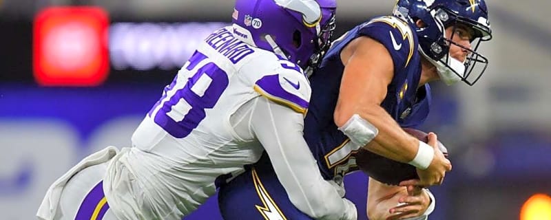 Jonathan Greenard, dealt from Vikings to Eagles, gets $100M extension