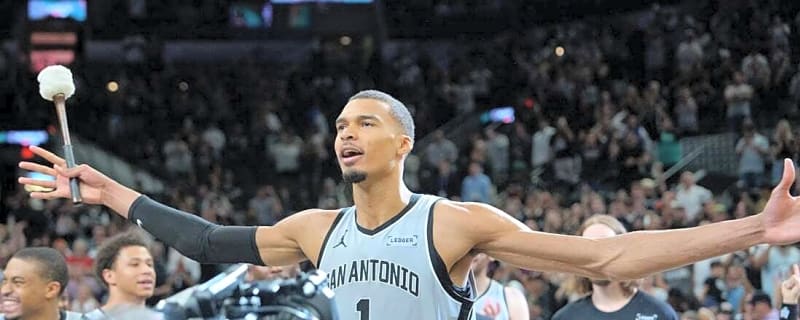 Spurs look to extend winning streak while hosting hapless Pacers