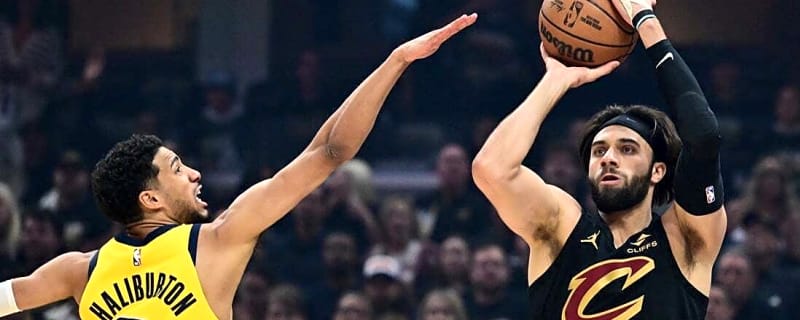 Cavs&#39; Max Strus out 3-4 months after foot surgery