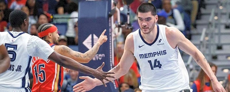 Zach Edey thriving, Grizzlies rising with woeful Clippers up next