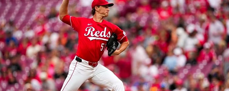 Reds turn to Brady Singer in bid for sweep at Pittsburgh