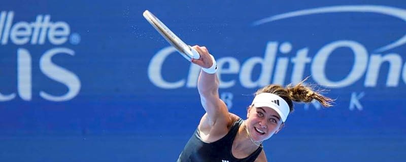 WTA roundup: Teenagers cruise to titles in Guadalajara, Sao Paulo