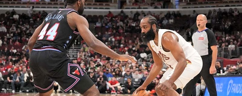 James Harden scores 36 as Cavs hang on against Bulls