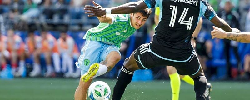 Tani Oluwaseyi&#39;s brace leads Minnesota United to road win over Seattle