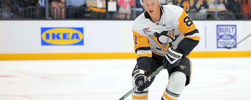 Penguins forward Ben Kindel hospitalized after medical emergency on team plane