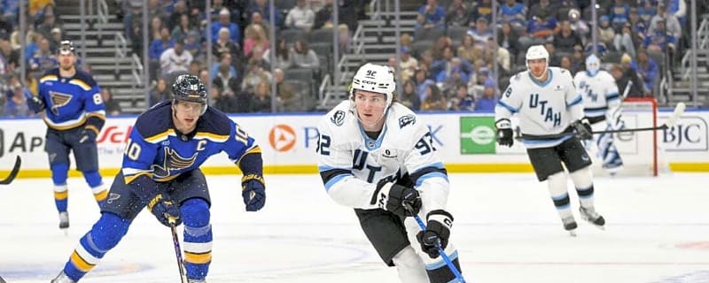 Mammoth F Logan Cooley injured in loss to Blues