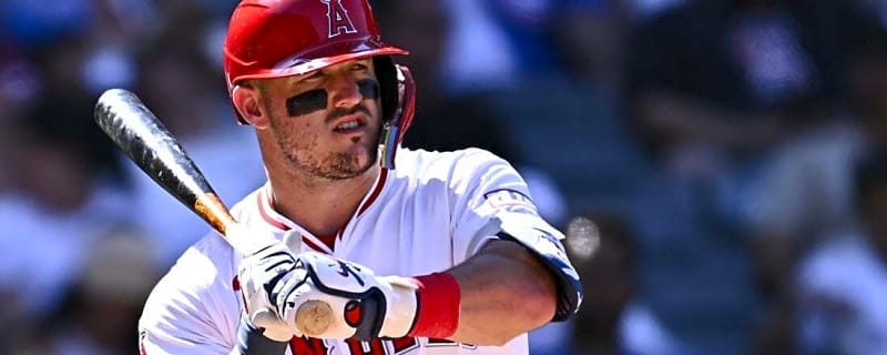Mike Trout scratched from Angels game due to skin infection