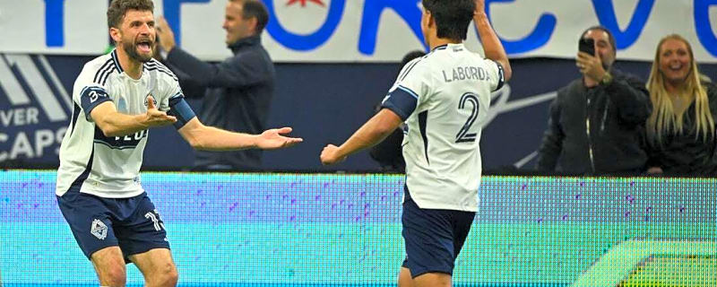Emmanuel Sabbi, Whitecaps cruise to victory over Sporting KC