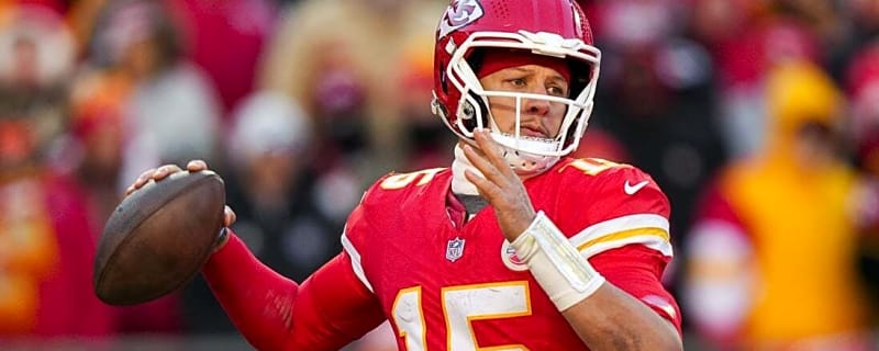 Chiefs QB Patrick Mahomes posts video of recovery progress