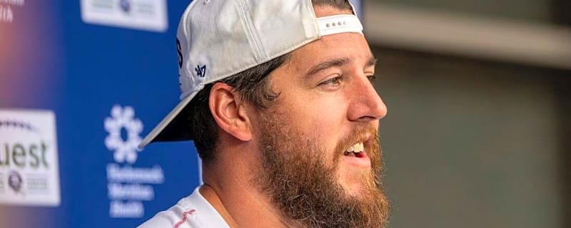 Report: Patriots sign veteran G Greg Van Roten