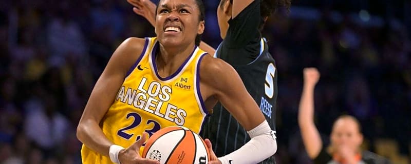 F Azura Stevens rejoins Sky on reported three-year deal