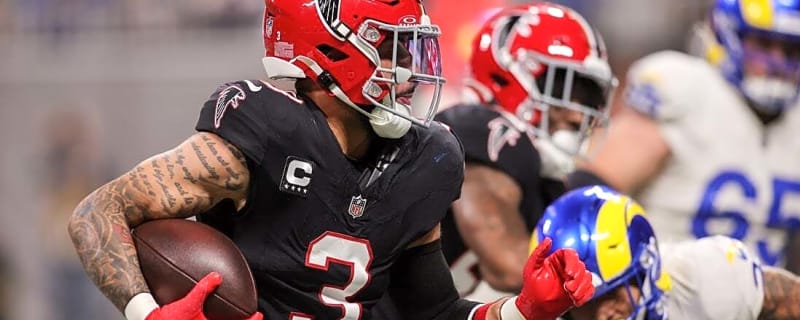 Falcons blow 3-TD lead, edge Rams on late field goal