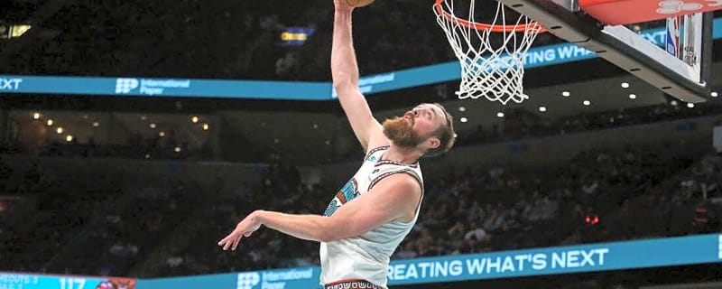 Report: Grizzlies trade C Jay Huff to Pacers