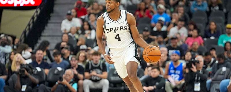 Spurs to work on being &#39;a collective&#39; against Hawks