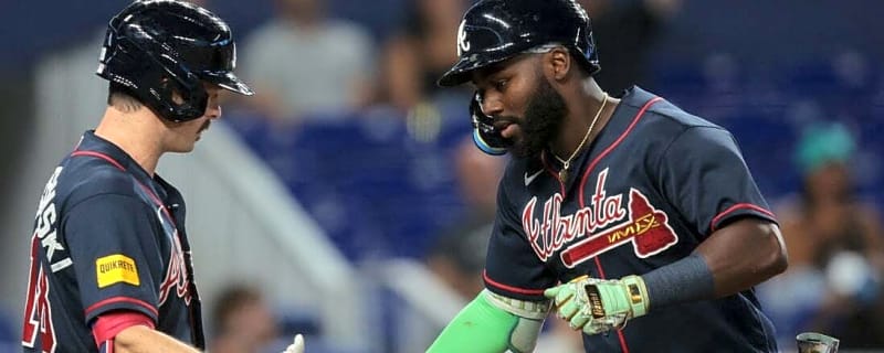 Braves rebound from beatdown, double up Marlins 8-4
