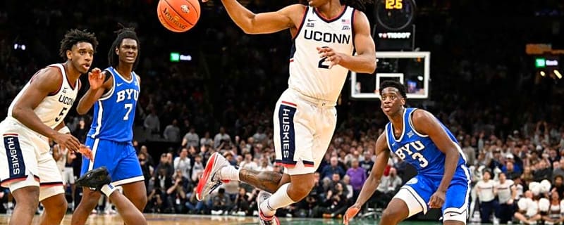 Top 25 roundup: No. 3 UConn holds off No. 7 BYU&#39;s comeback bid