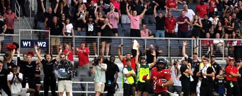 Cincinnati rallies back from 21-pt deficit to beat Miami (Ohio)