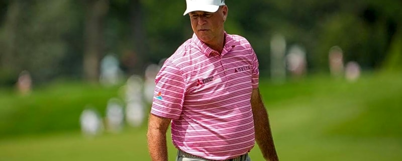 Stewart Cink, Charlie Wi share first-round lead at U.S. Senior Open