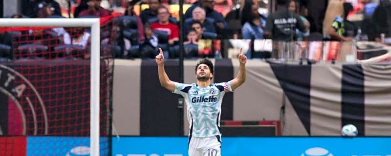 Carles Gil converts PK to lead Revolution past Atlanta United