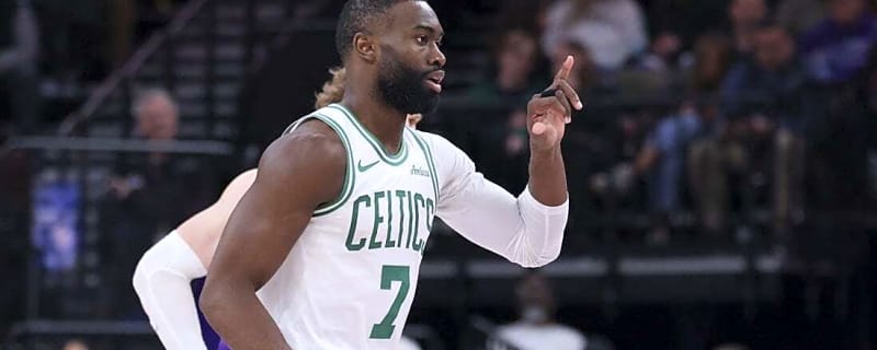 Struggling Kings started new year with visit from surging Celtics