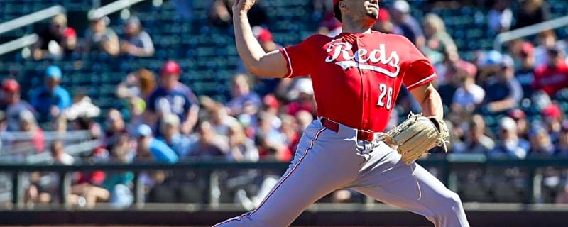 Pirates, Reds turn to young pitchers with injured veterans out