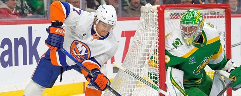Simon Holmstrom's 2nd goal lifts Islanders past Wild in OT