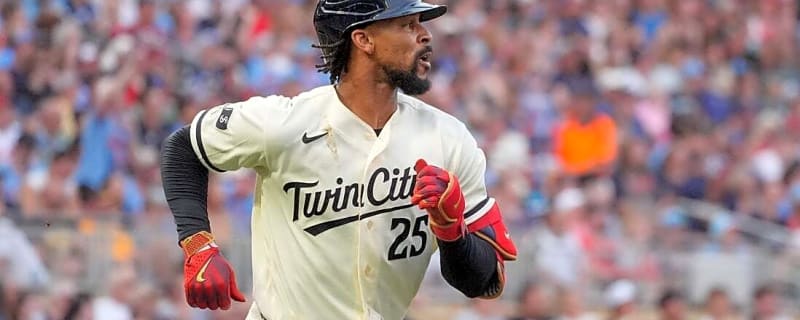 Twins All-Star CF Byron Buxton (hip) returns to IL