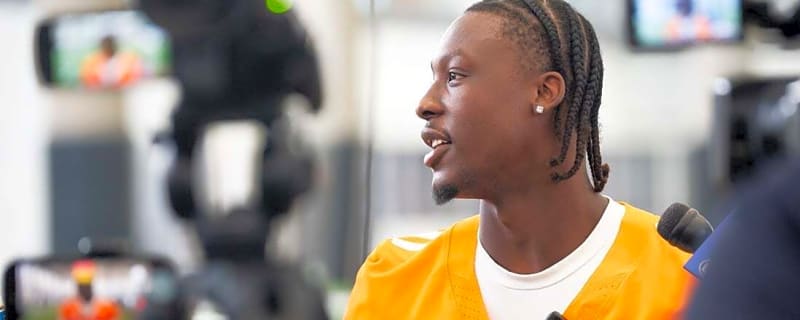 Reports: True freshman Faizon Brandon wins Vols' QB job