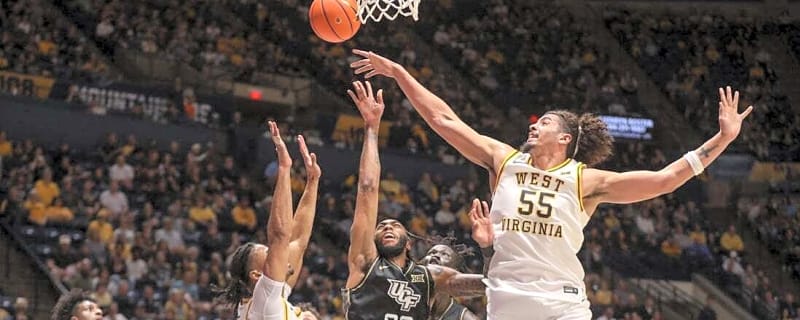 Honor Huff shows out on senior night as West Virginia blows by UCF