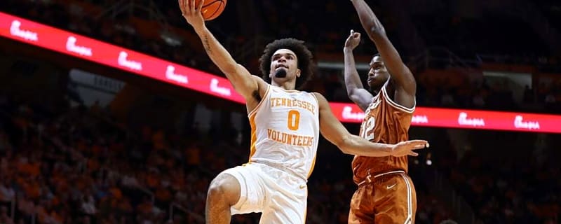 Ja'Kobi Gillespie nets career-best 34 as No. 21 Tennessee corrals Texas