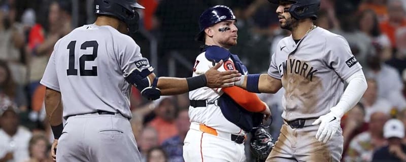 Yankees score late to break open close game against Astros