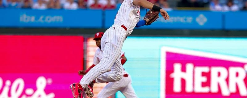 Nationals use six-run 11th to drop Phillies