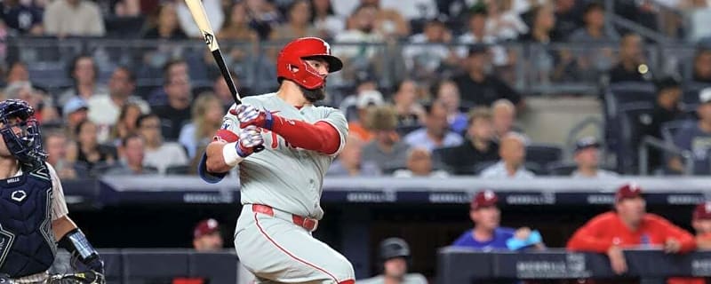 Kyle Schwarber, Phillies shoot for another win over Yankees
