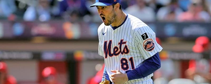 Braves sign reliever Danny Young to 1-year split contract