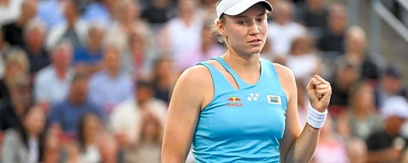 WTA roundup: No. 1 Elena Rybakina chasing 4th title of '26