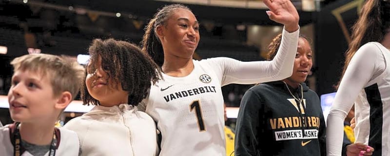 Pair of 30-point scorers carry No. 5 Vanderbilt past No. 10 Oklahoma