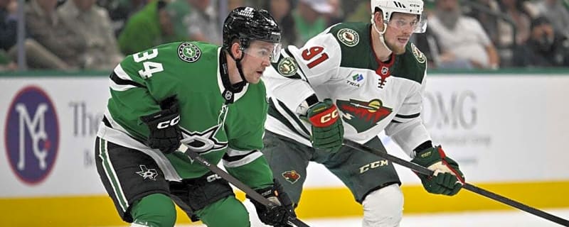 Jason Robertson's 3rd-period goal helps Stars rally past Wild