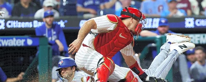 Josh Smith's big night helps Blue Jays hold off Phillies