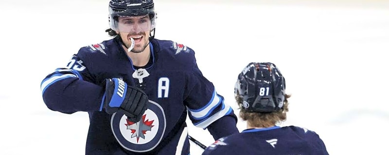 Close to a wild-card spot, Jets battle playoff-bound Stars