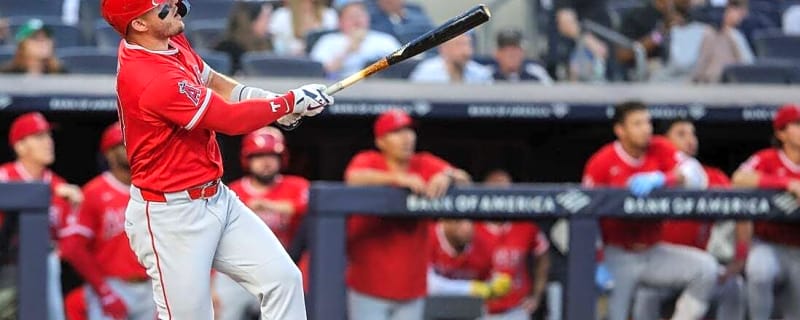 Angels hit 5 HRs -- including 3 straight -- to pound Yanks