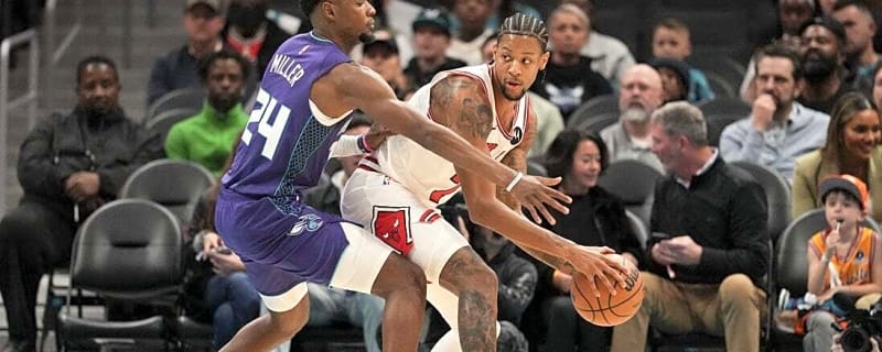 Bulls charge back to beat Hornets, stop 7-game slide
