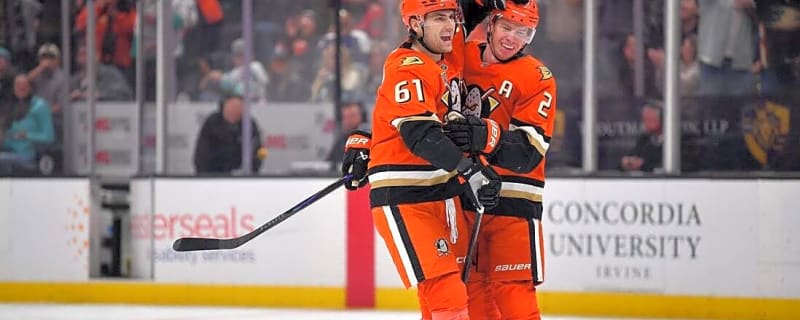 Ducks beat Kraken, jump them in standings in final game before break