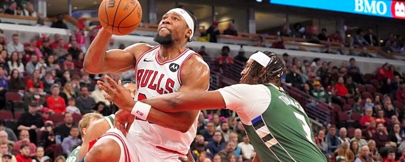 Bulls use 27-0 run to snap 11-game losing streak vs. Bucks