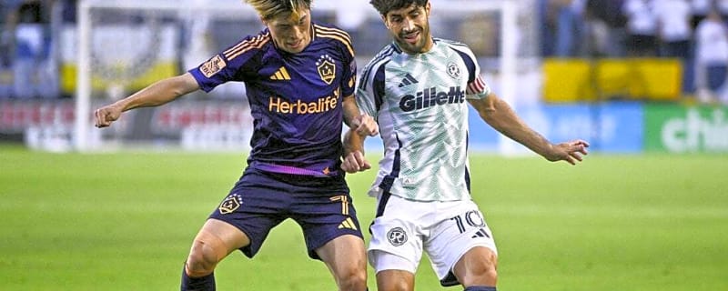 Galaxy jump ahead early, hold off Revolution surge