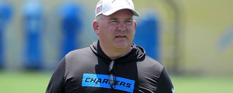 Chargers fire OC Greg Roman, OL coach Mike Devlin