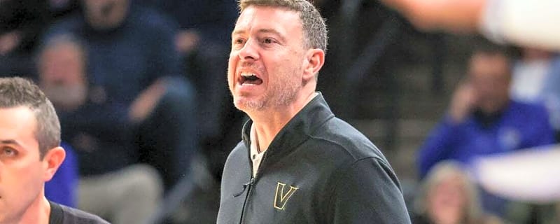 No. 13 Vanderbilt pounds Wake Forest with lights-out shooting