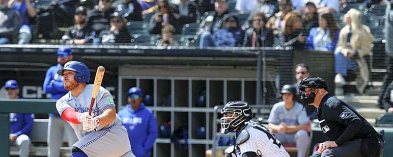 Blue Jays C Alejandro Kirk (left thumb) headed for surgery Tuesday