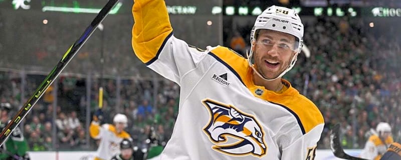 Predators continue fire sale, trade F Michael Bunting to Stars