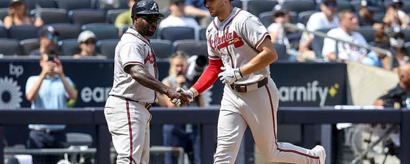 Yankees rally late, but Braves win in 10 to avert sweep